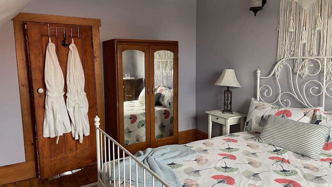 Photo of Bedroom in East River Point