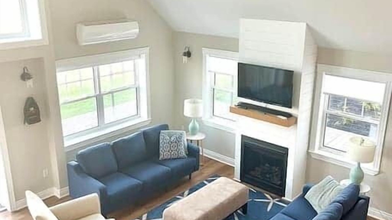 Photo of Bedroom in Bayview