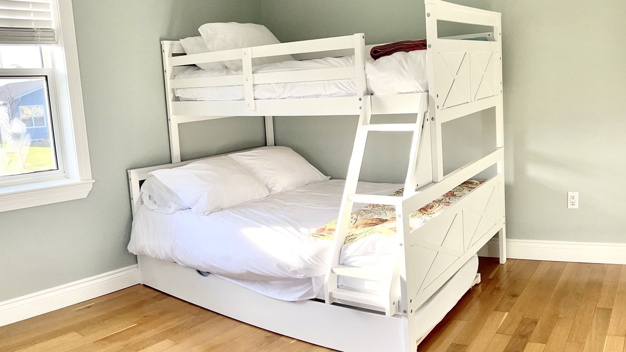 Photo of Bedroom in Bayview