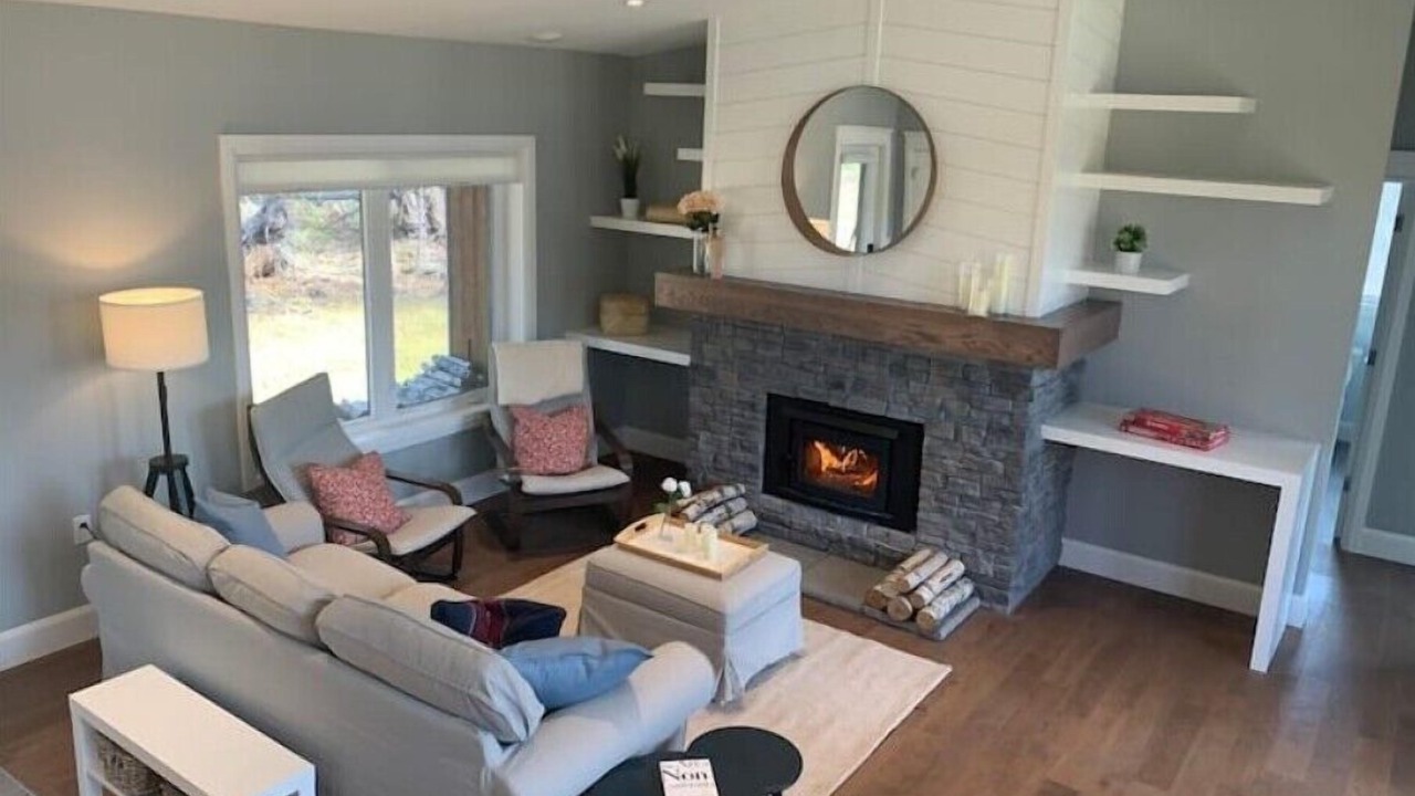 Photo of Livingroom in Amherst