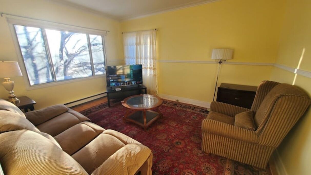 Photo of Livingroom in LaSalle