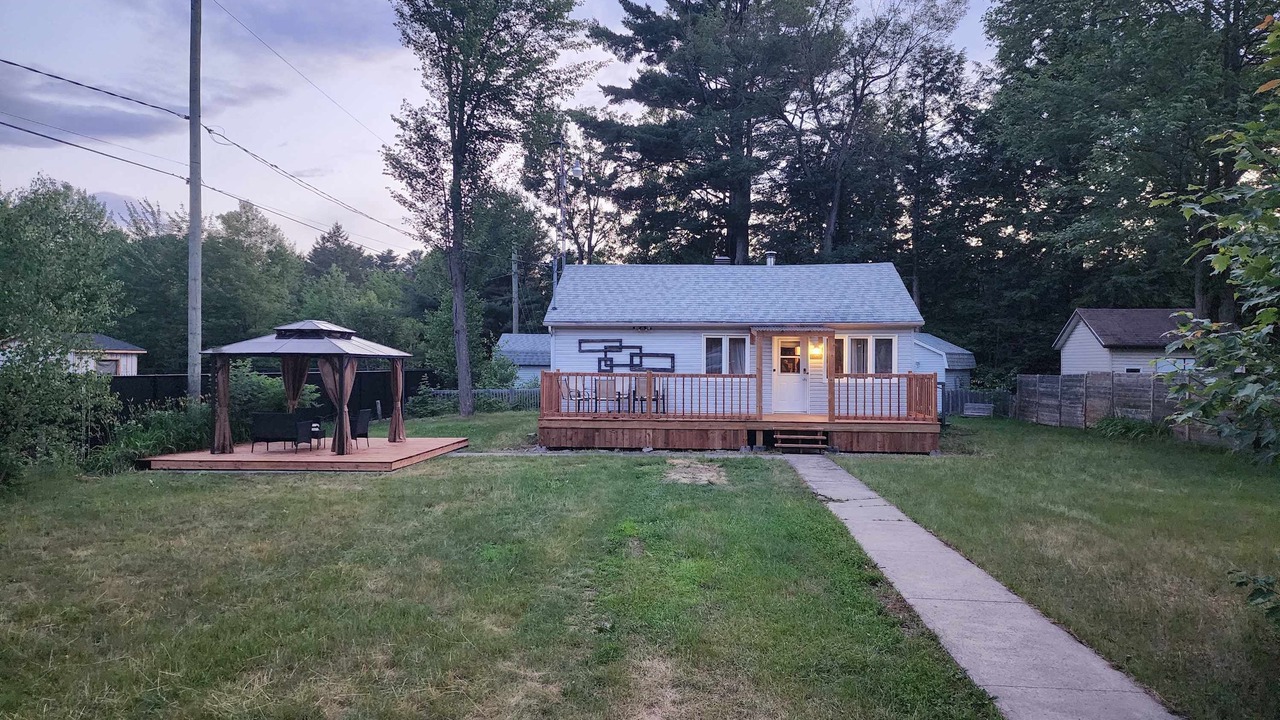 Photo of Outdoor in Notre-Dame-de-Lourdes