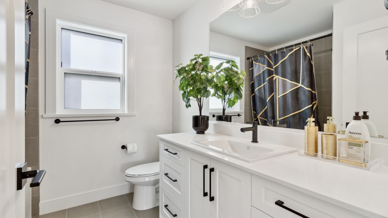 Photo of Bathroom in Willoughby