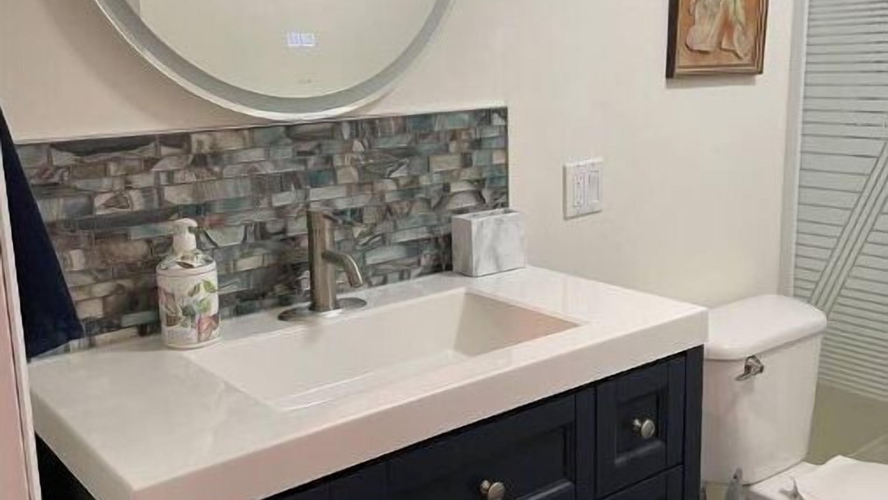 Photo of Bathroom in Medicine Hat