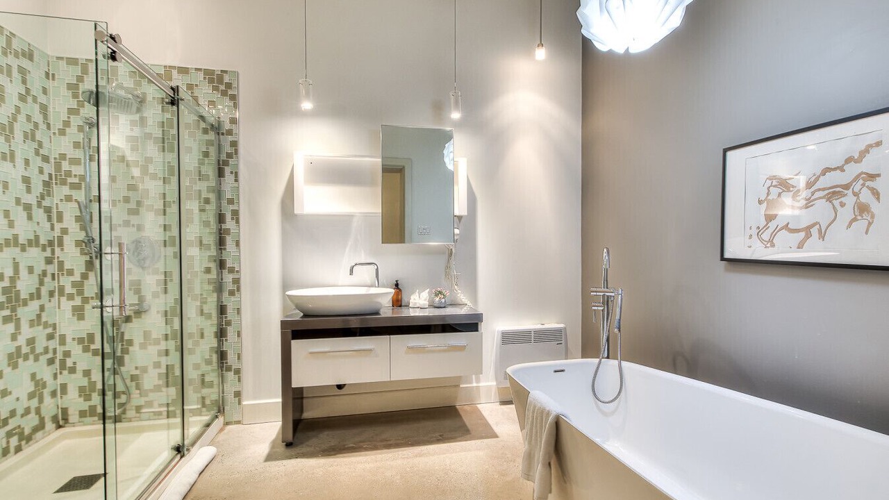 Photo of Bathroom in Maisonneuve