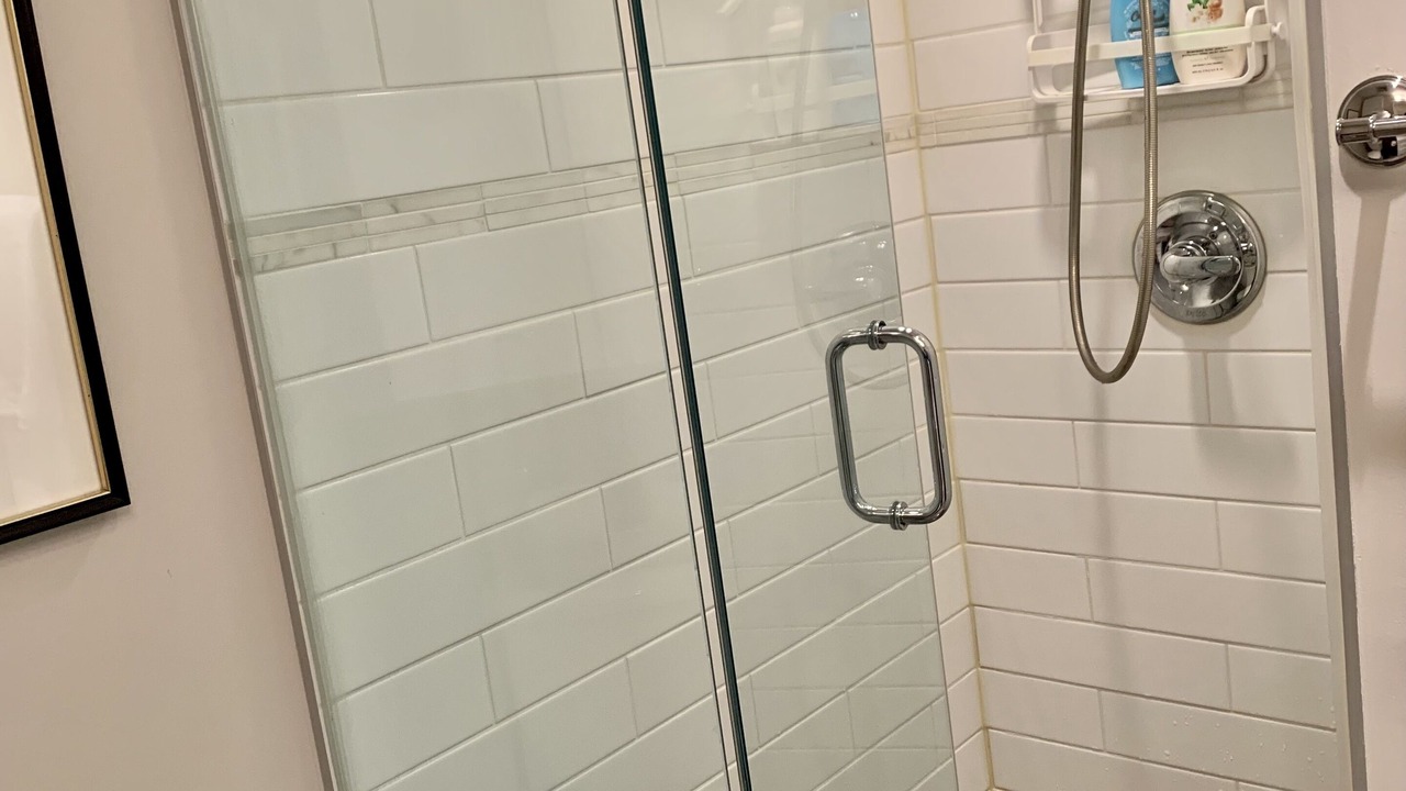 Photo of Bathroom in Crescent Heights