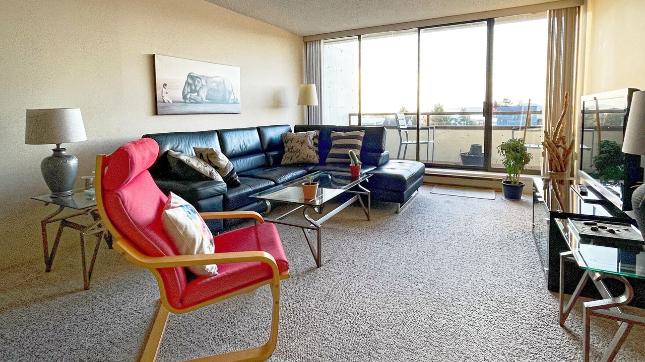Photo of Livingroom in Booktown