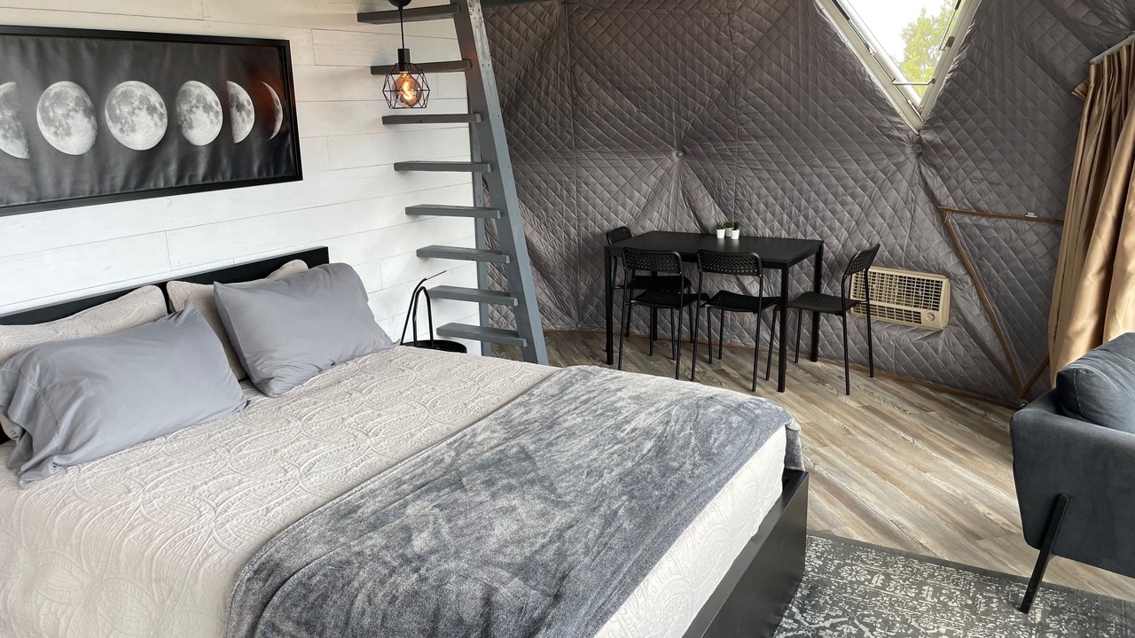 Photo of Bedroom in Monticello
