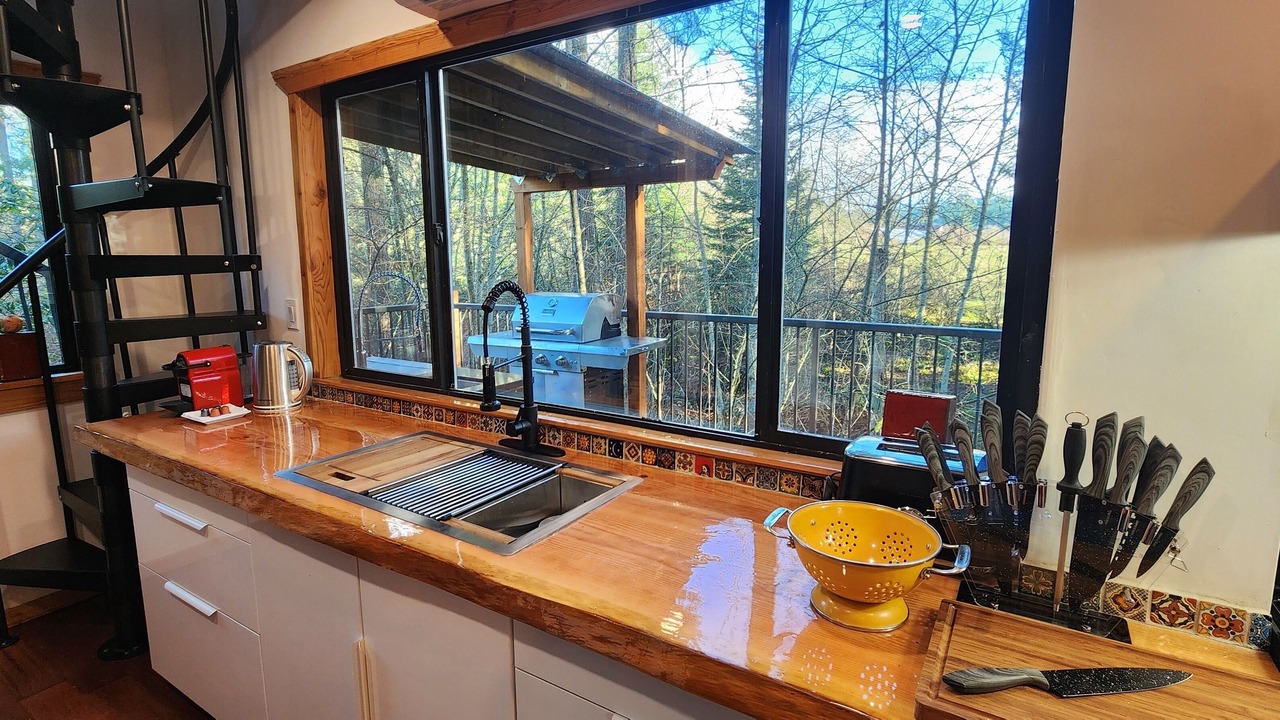 Photo of Kitchen in North Cowichan