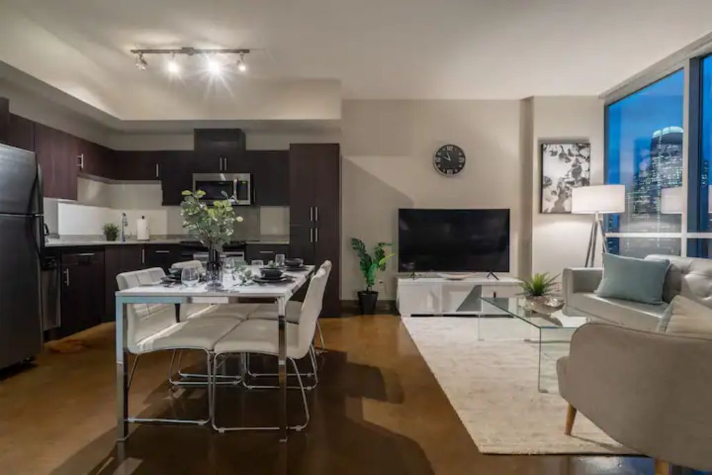 Photo of Livingroom in Beltline