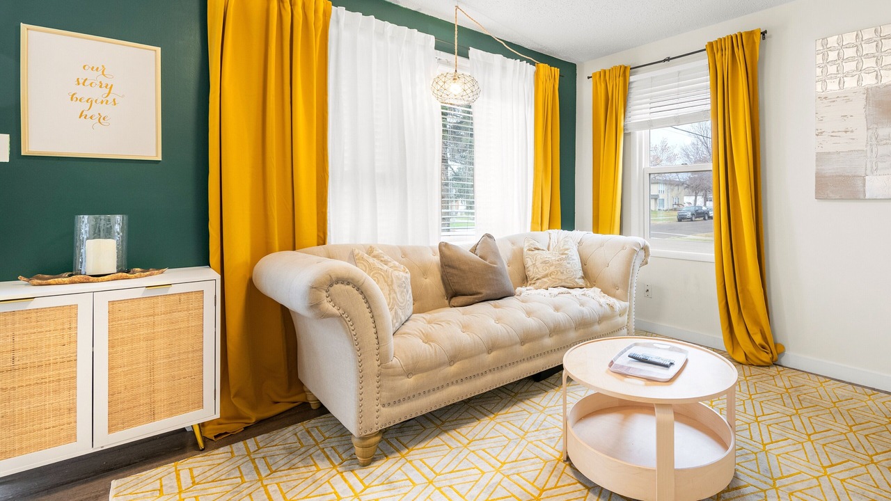 Photo of Livingroom in Jasper Place