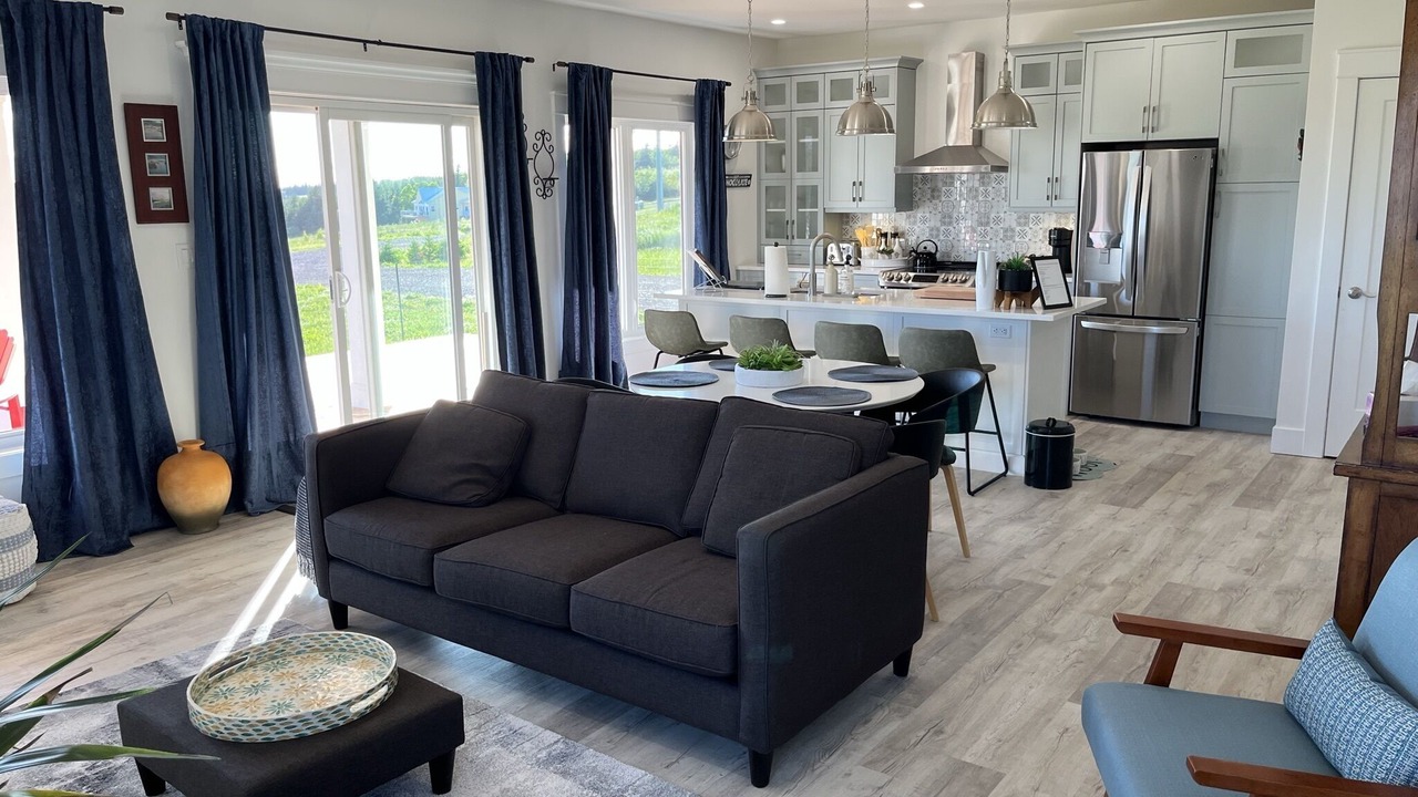 Photo of Livingroom in French River