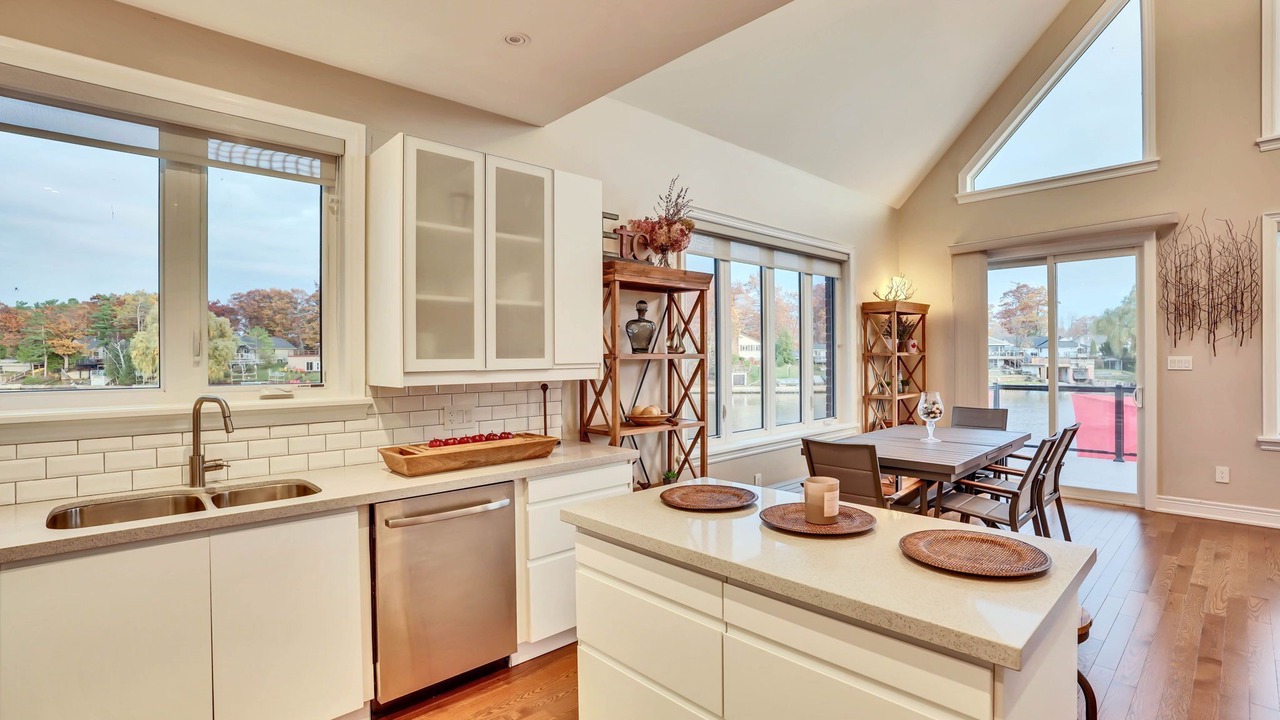 Photo of Kitchen in Wasaga Beach