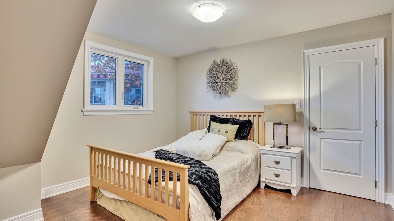 Photo of Bedroom in Wasaga Beach