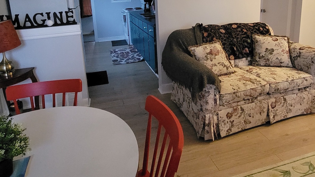 Photo of Livingroom in Welland