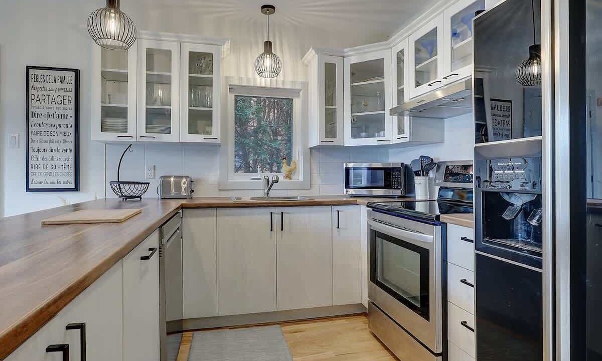 Photo of Kitchen in Stanstead Township