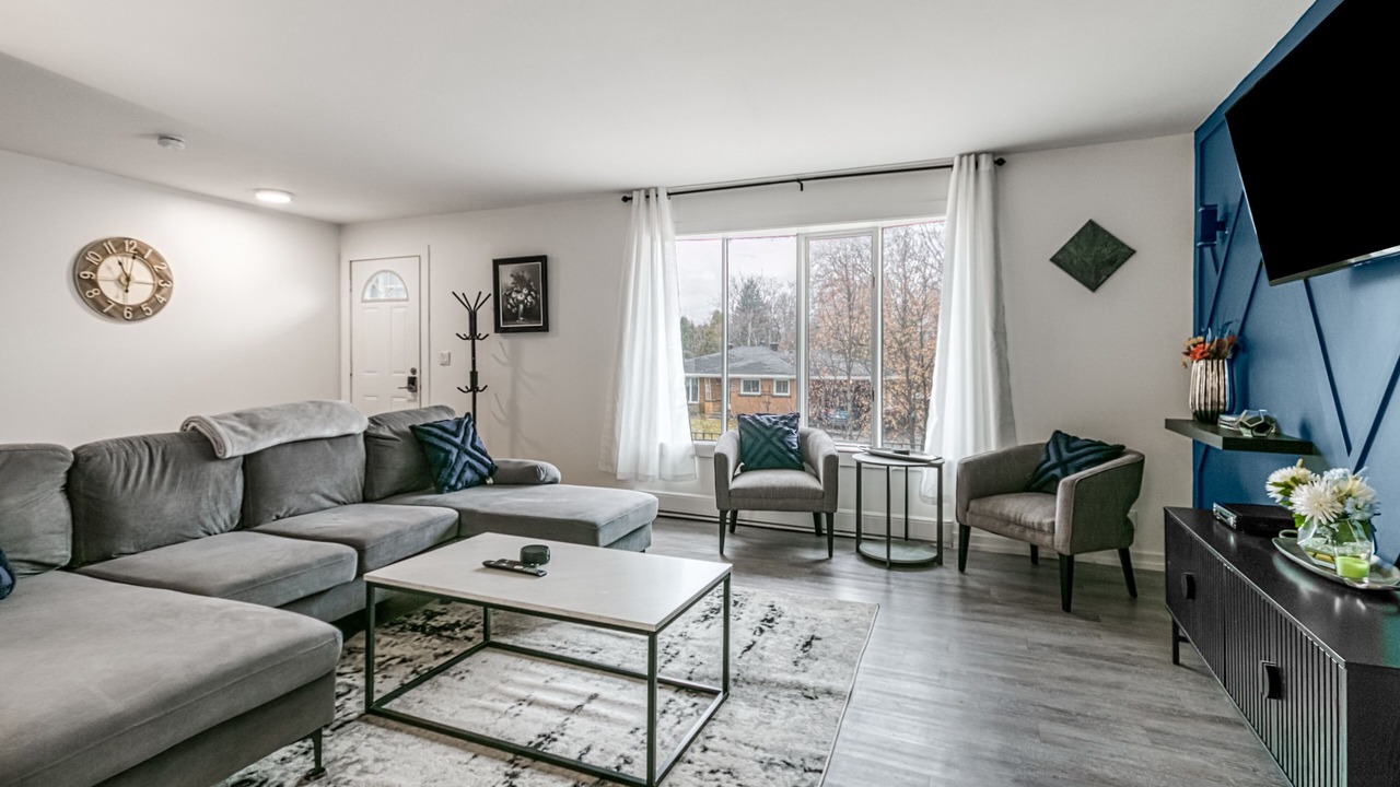 Photo of Livingroom in Sudbury