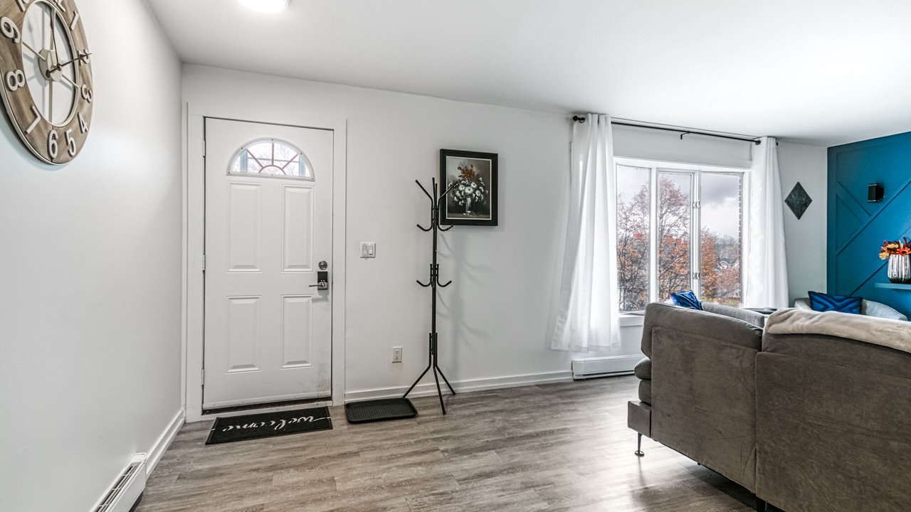 Photo of Livingroom in Sudbury