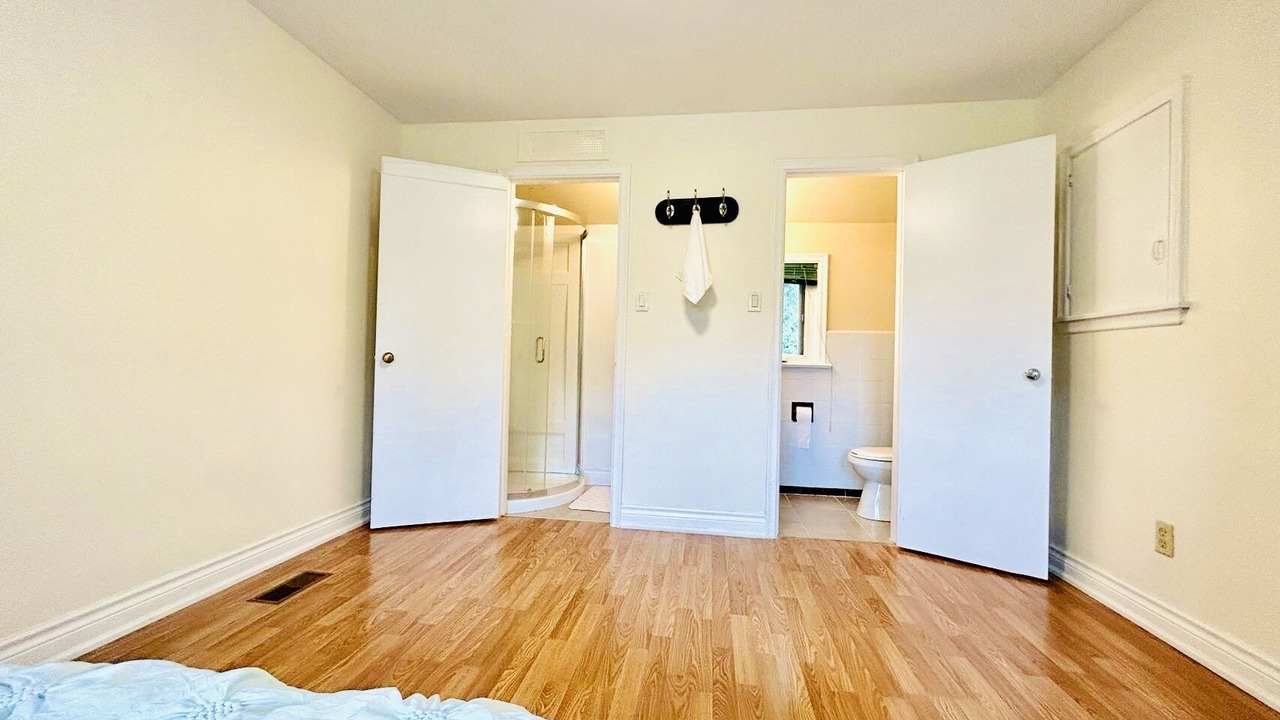Photo of Bedroom in Willowdale