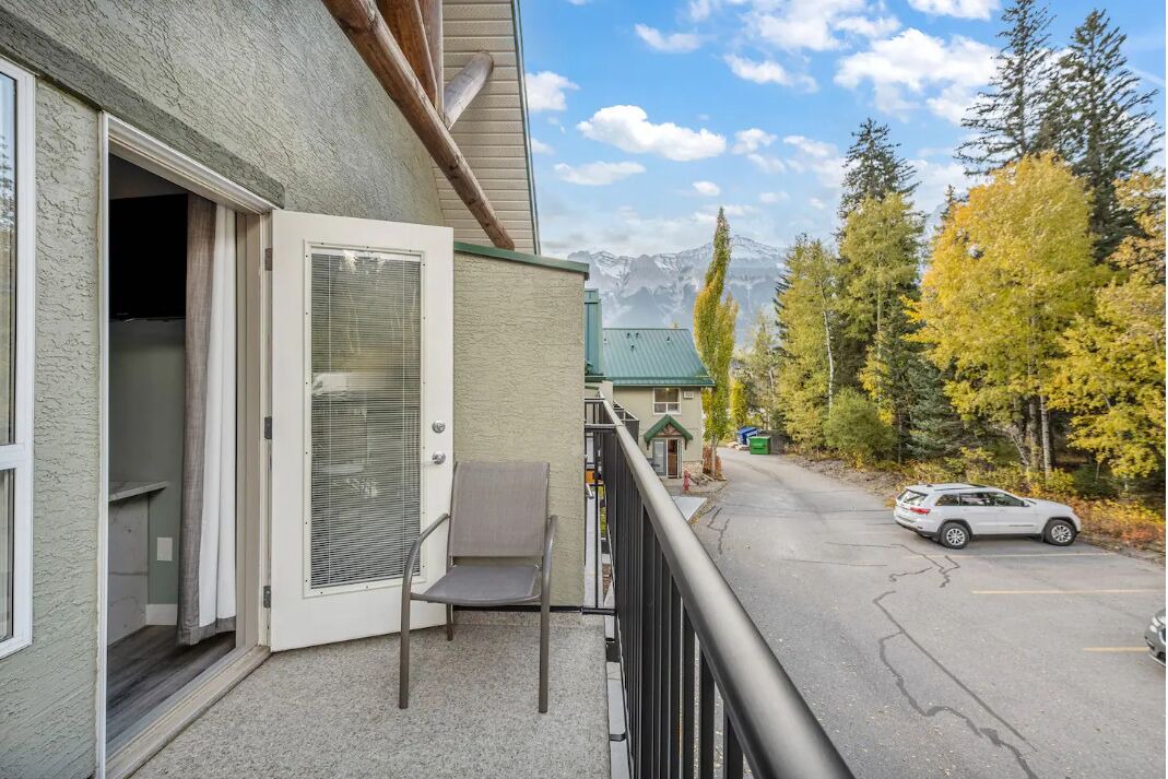 Photo of Outdoor in Harvie Heights
