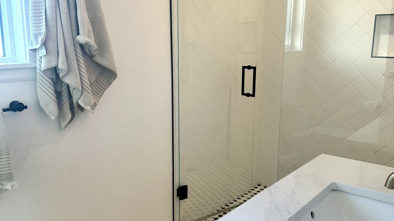 Photo of Bathroom in Saanich East