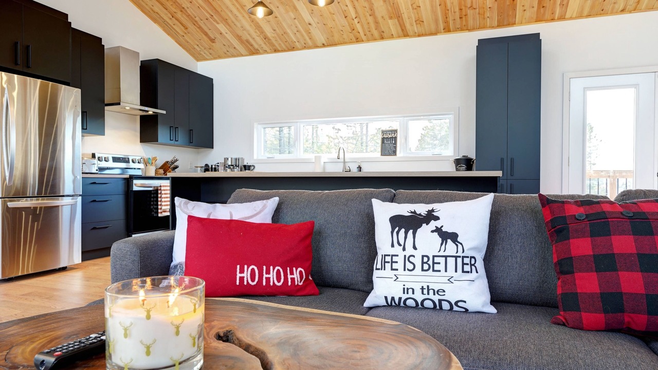 Photo of Livingroom in Saint-Alphonse-Rodriguez