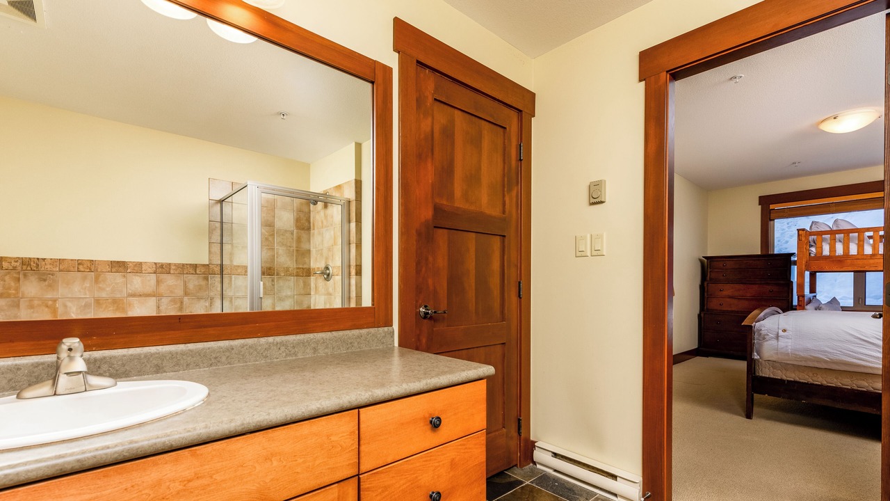 Photo of Bathroom in Big White Ski Resort