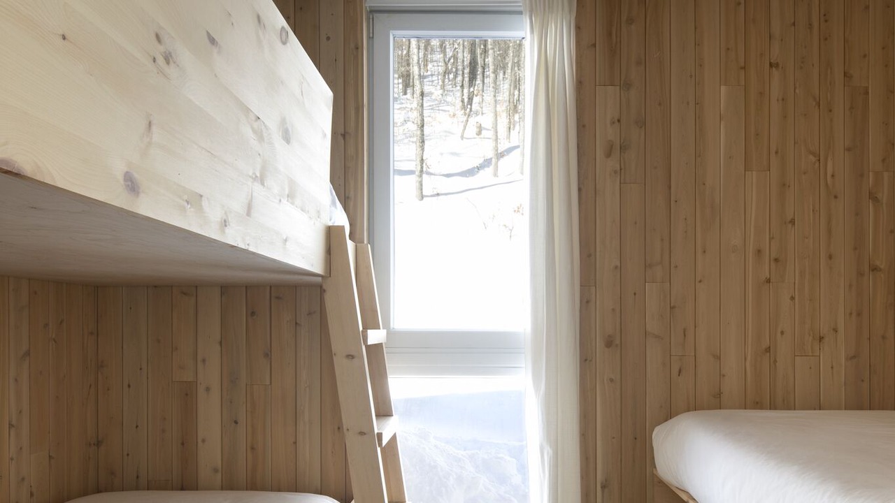 Photo of Bedroom in Petite-Riviere-Saint-Francois