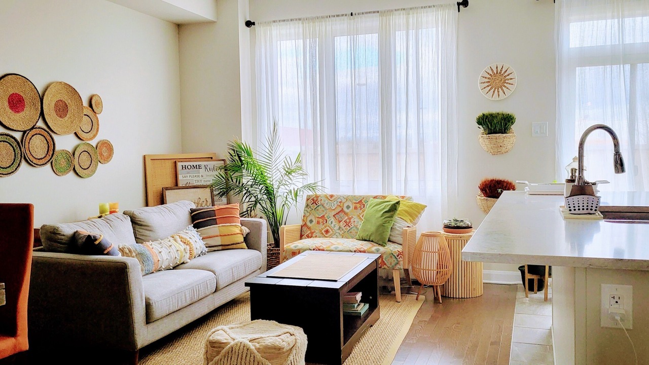 Photo of Livingroom in Ottawa Division