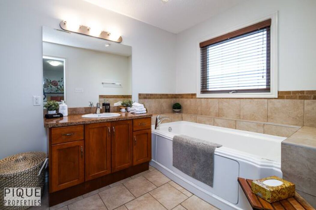 Photo of Bathroom in Jasper Place