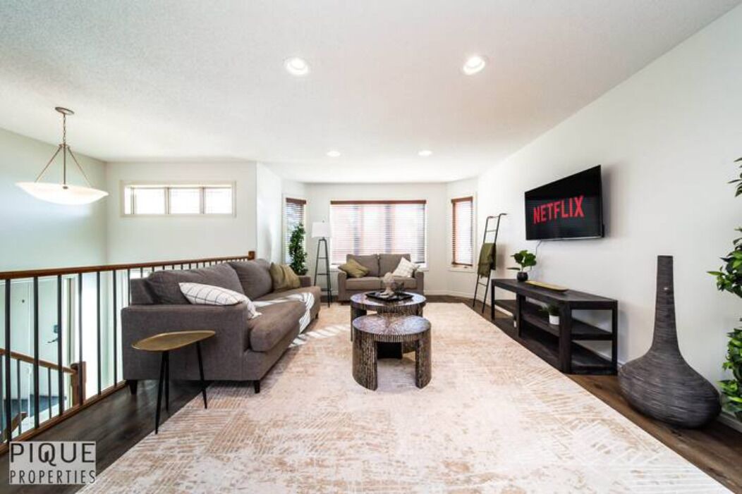 Photo of Livingroom in Jasper Place