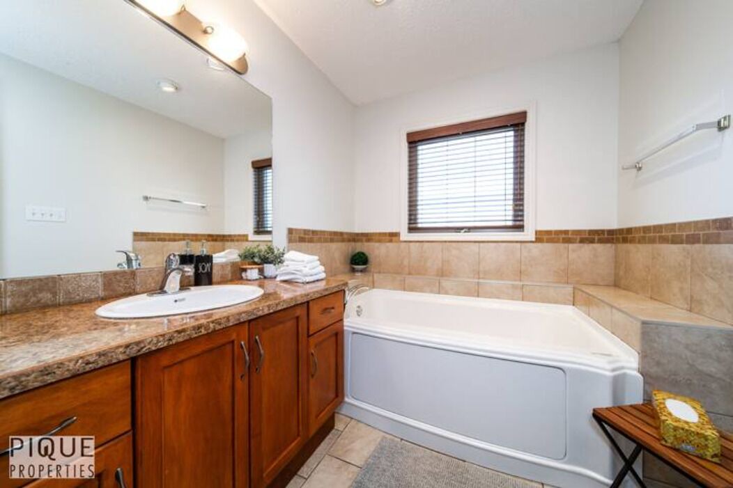 Photo of Bathroom in Jasper Place