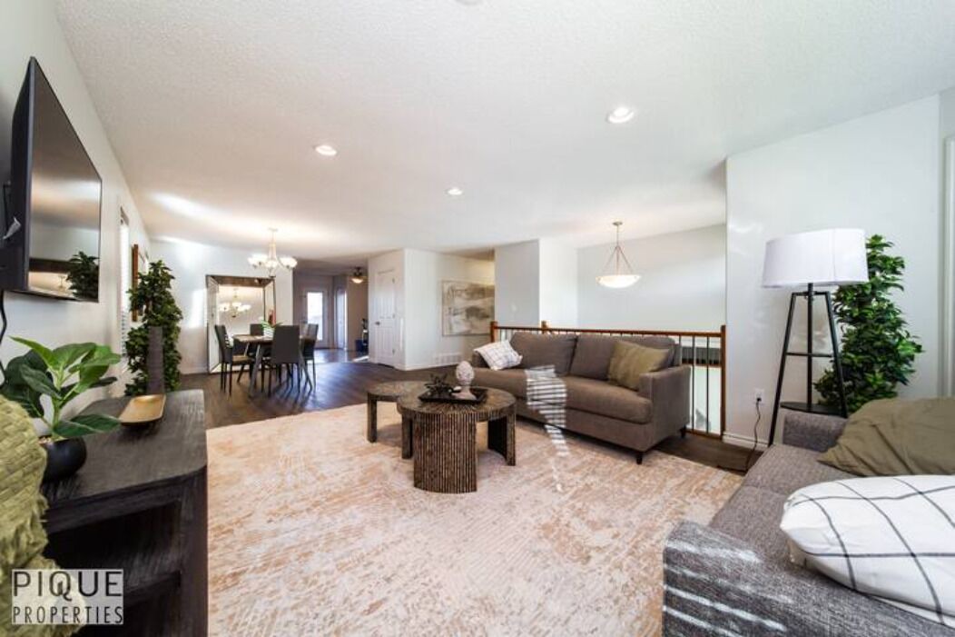 Photo of Livingroom in Jasper Place