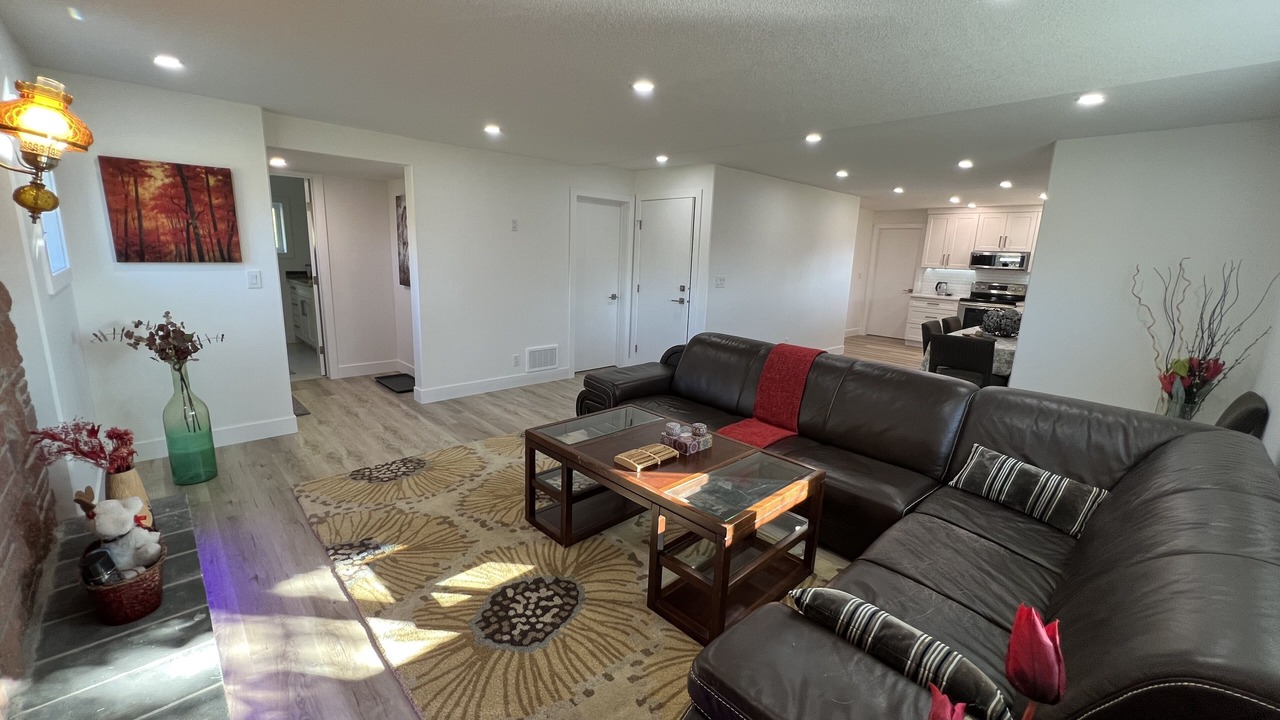 Photo of Livingroom in Red Deer