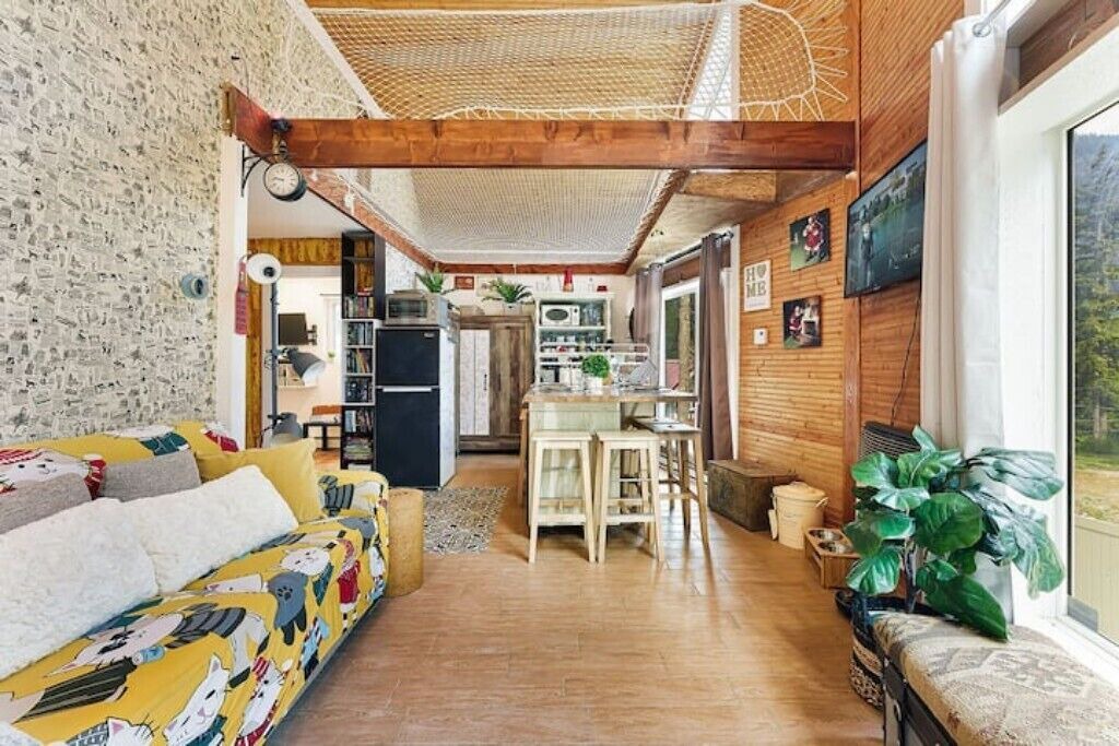 Photo of Bedroom in Sunshine Valley