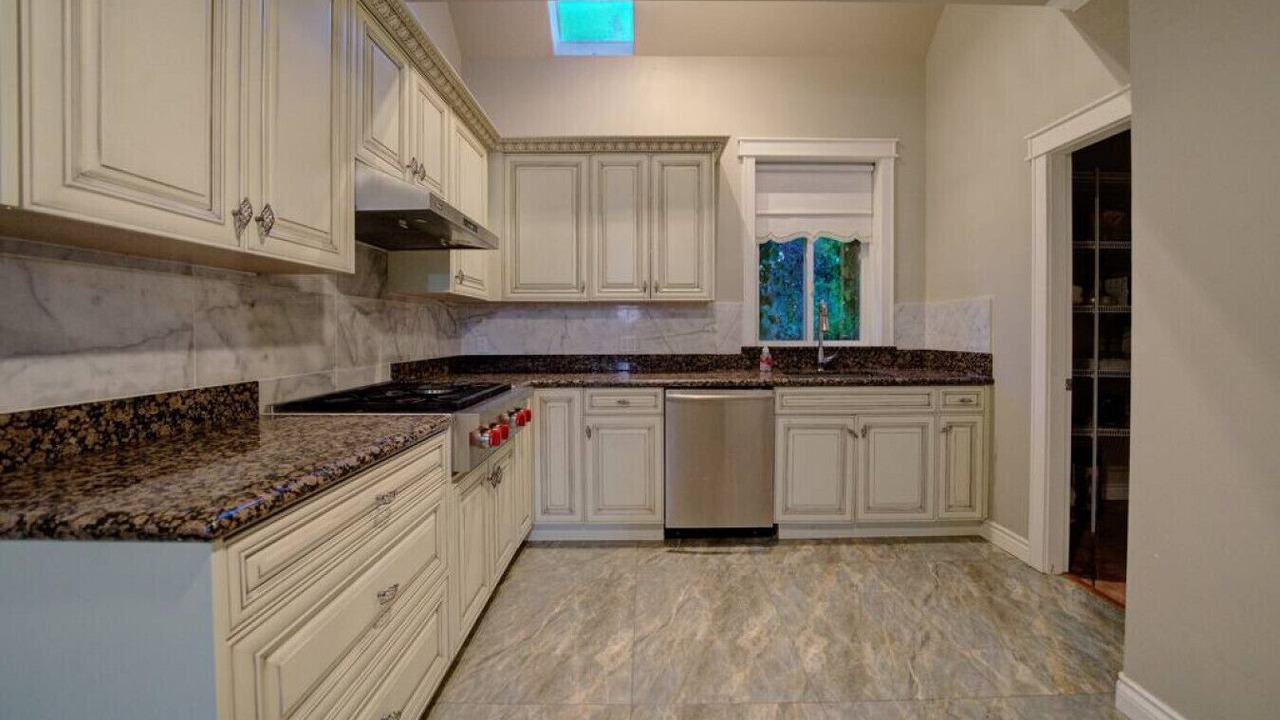 Photo of Kitchen in Surrey