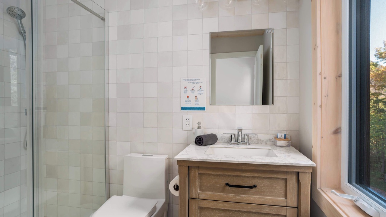 Photo of Bathroom in Val-des-Lacs