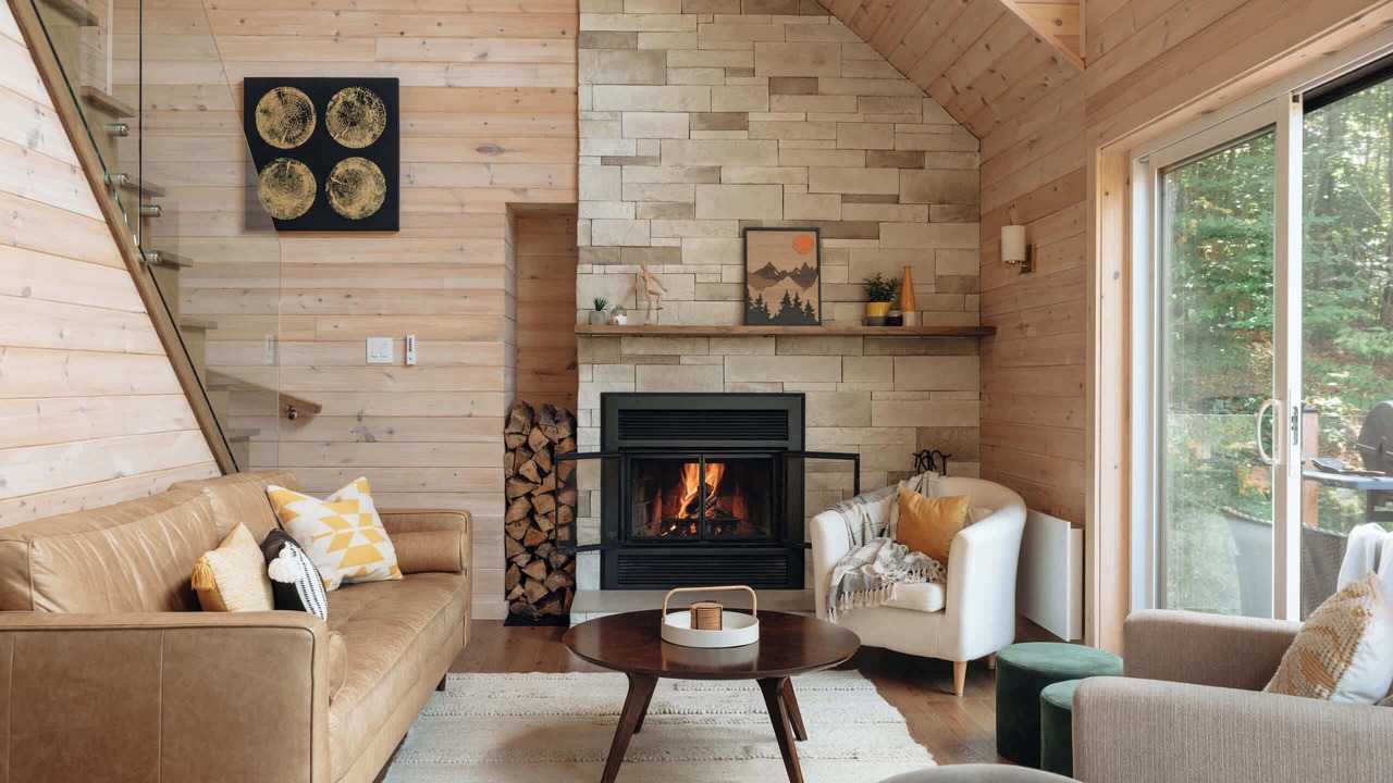 Photo of Livingroom in Val-des-Lacs