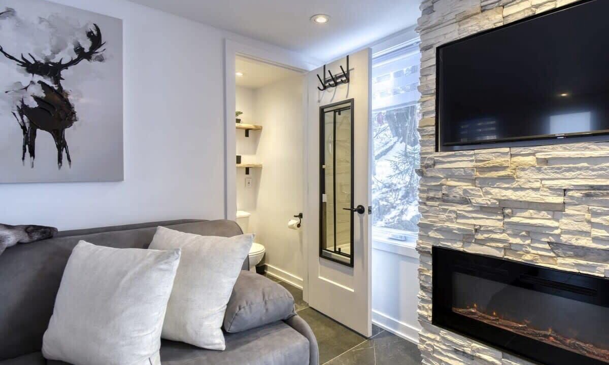 Photo of Livingroom in Sainte-Ann-des-Lacs