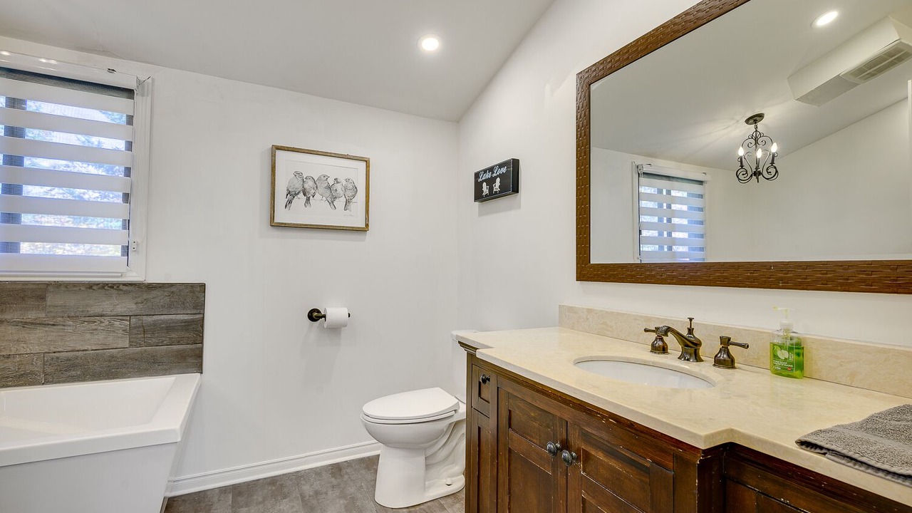 Photo of Bathroom in St-Adolphe-d'Howard