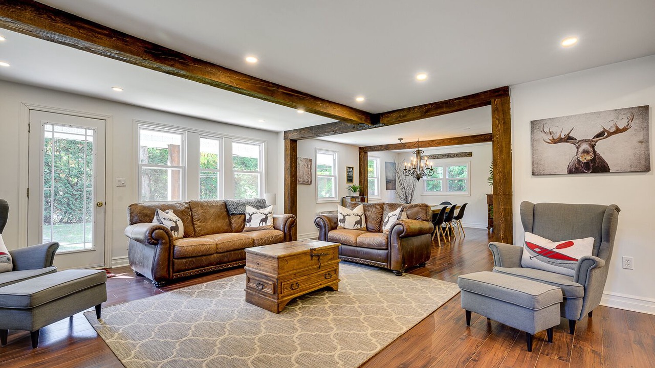 Photo of Livingroom in St-Adolphe-d'Howard