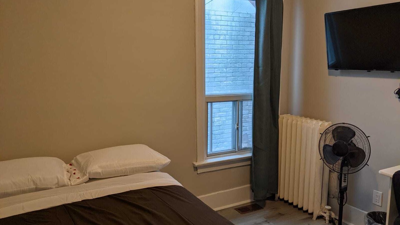 Photo of Bedroom in Garden District