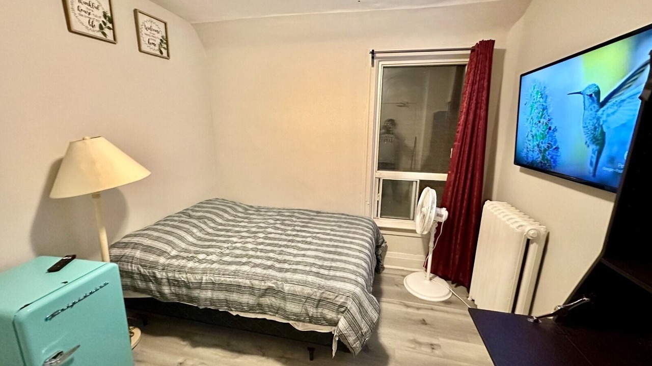 Photo of Bedroom in Cabbagetown South