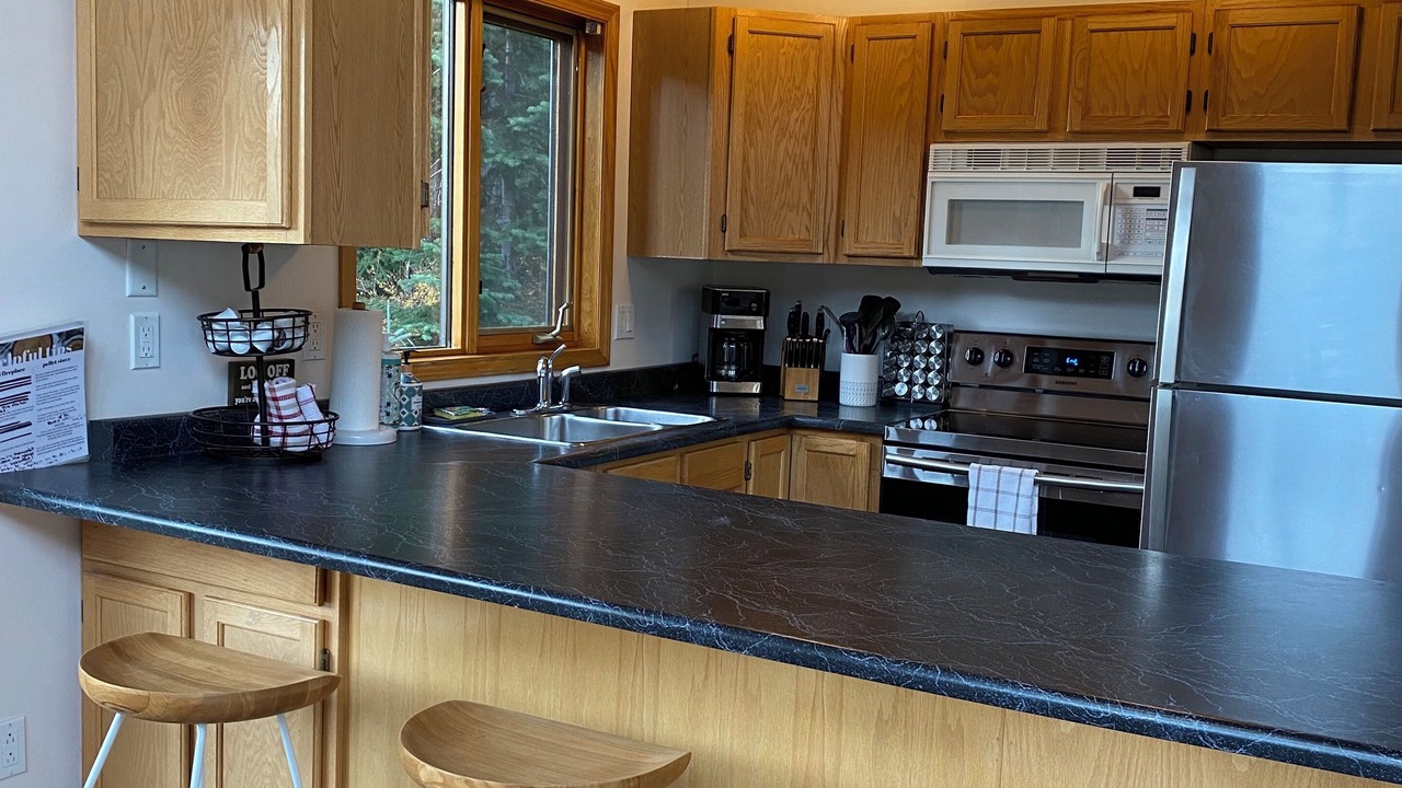 Photo of Kitchen in Okanagan-Similkameen