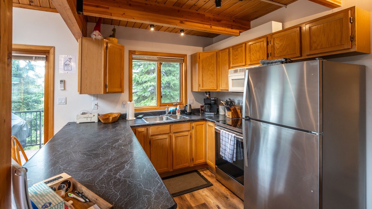 Photo of Kitchen in Okanagan-Similkameen