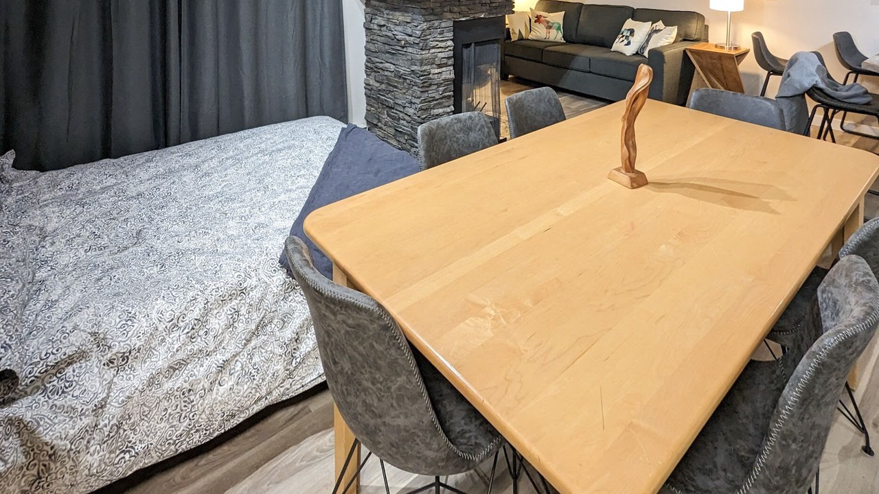 Photo of Bedroom in East Kootenay