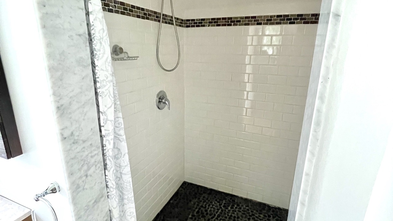 Photo of Bathroom in Duntroon