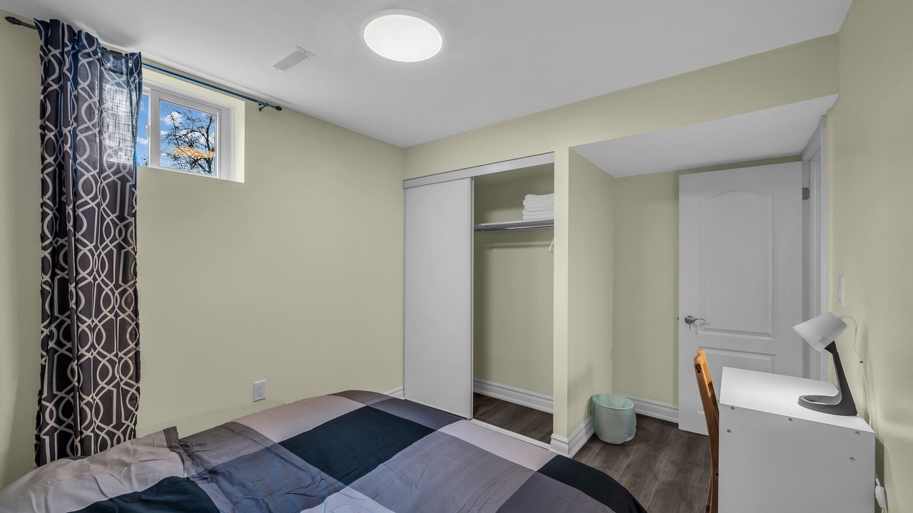 Photo of Bedroom in Newtonbrook