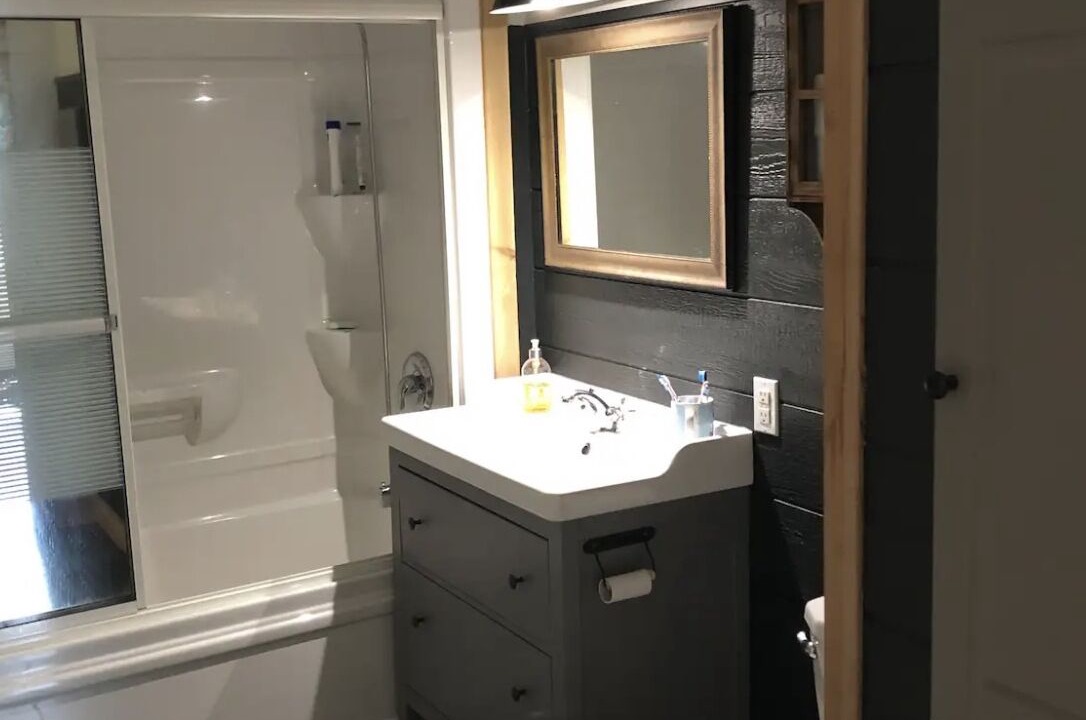 Photo of Bathroom in McMurrich/Monteith