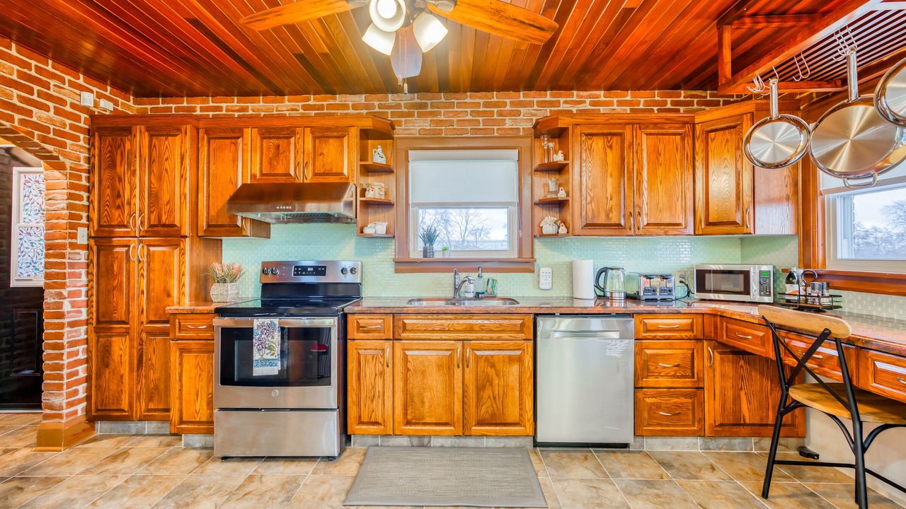 Photo of Kitchen in Chippawa